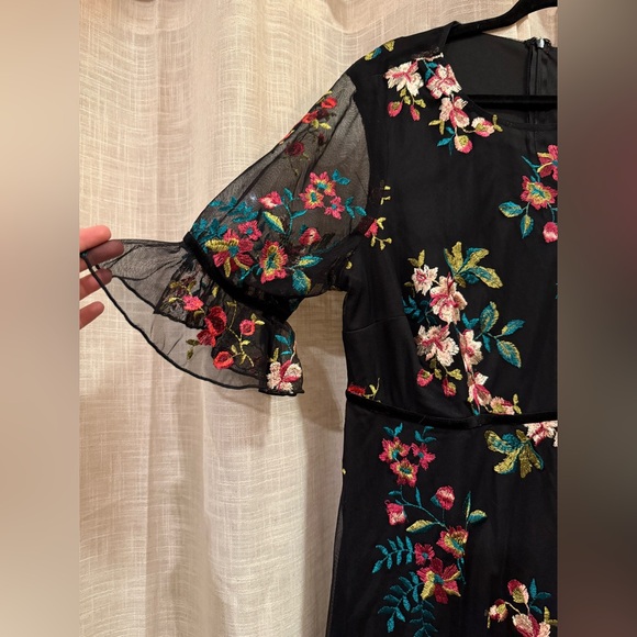Kiyonna, Plus Size Wildflower Embroidered Floral Mesh Dress, 2X - Picture 3 of 7